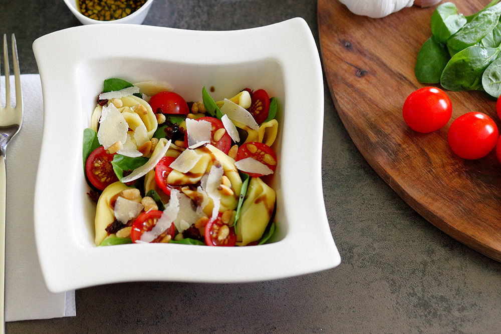 Tortellini Salat